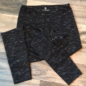 Patterned Black Yoga Pants